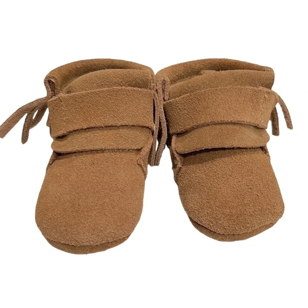 Harper Canyon Tan Suede Fringed Newborn Baby Moccasin SZ 1 MO NEWBORN